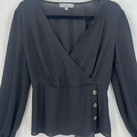 Crave Fame Blouse - Picture 2 of 4